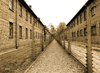 Jaka jest różnica między Auschwitz a Birkenau? Jaka jest różnica między Auschwitz a Birkenau?