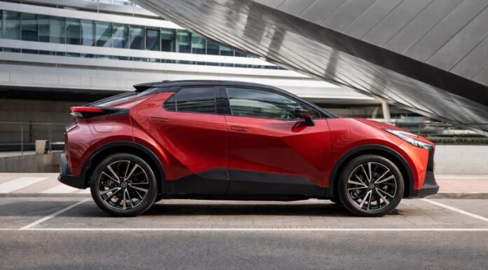 Toyota C-HR Plug-in hybryda